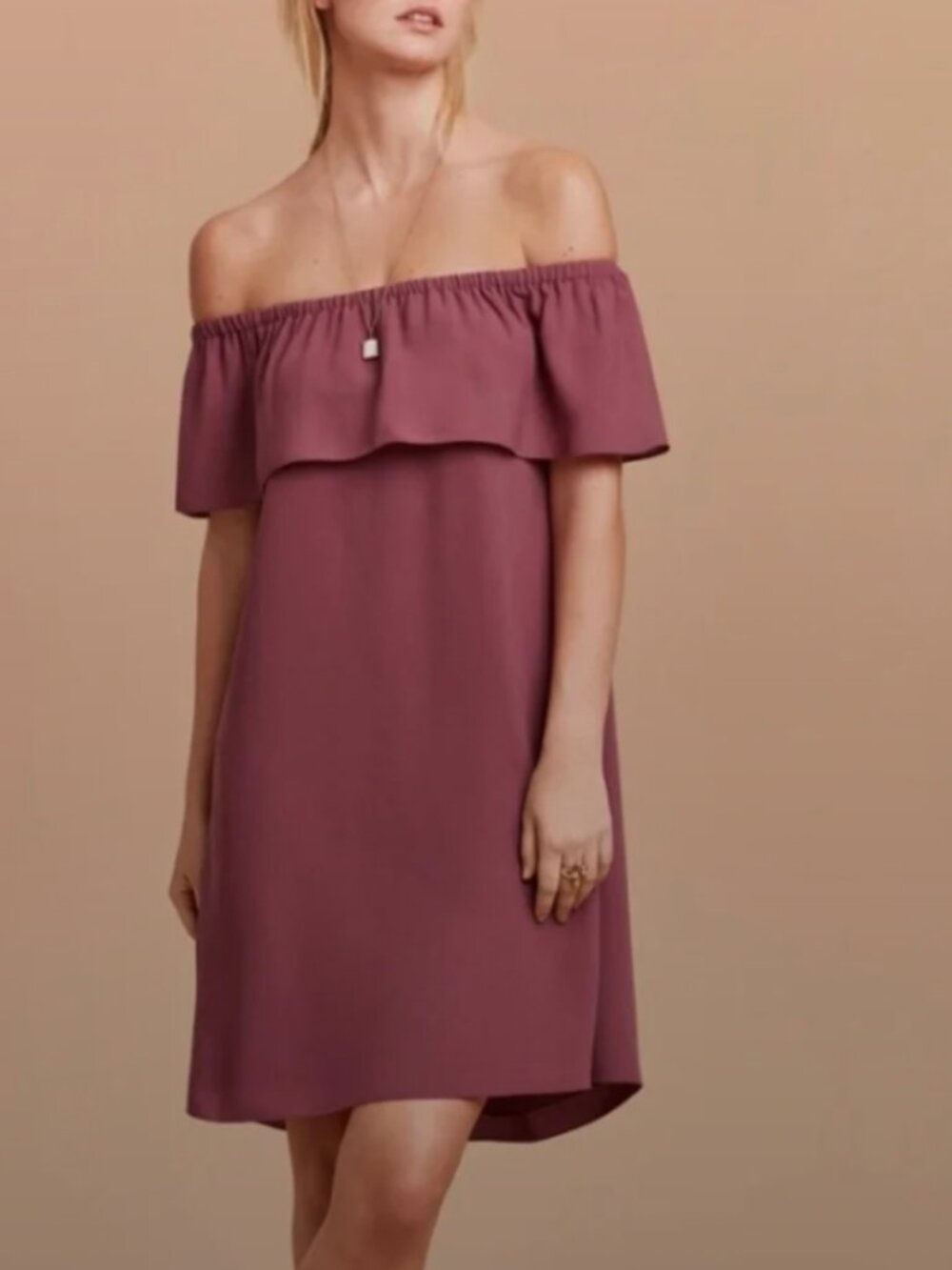 Aritzia Wilfred Off Shoulder Neuchatel Dress